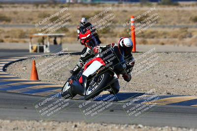 media/Jan-09-2022-SoCal Trackdays (Sun) [[2b1fec8404]]/Turn 11 (935am)/